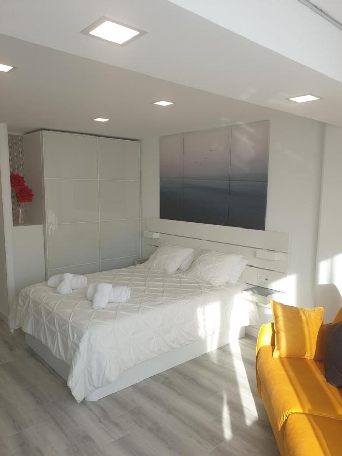 Estudio Amalfi Torre Del Mar Exterior photo